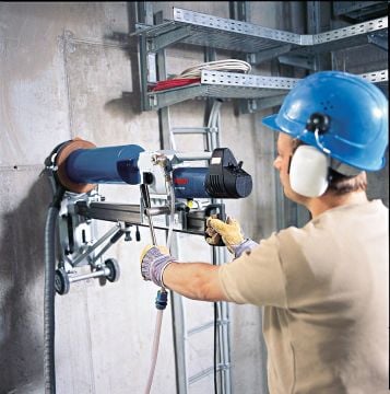 Bosch - Best Serisi Beton İçin 1 1/4'' UNC Girişli Elmas Sulu Karot Ucu 138 mm